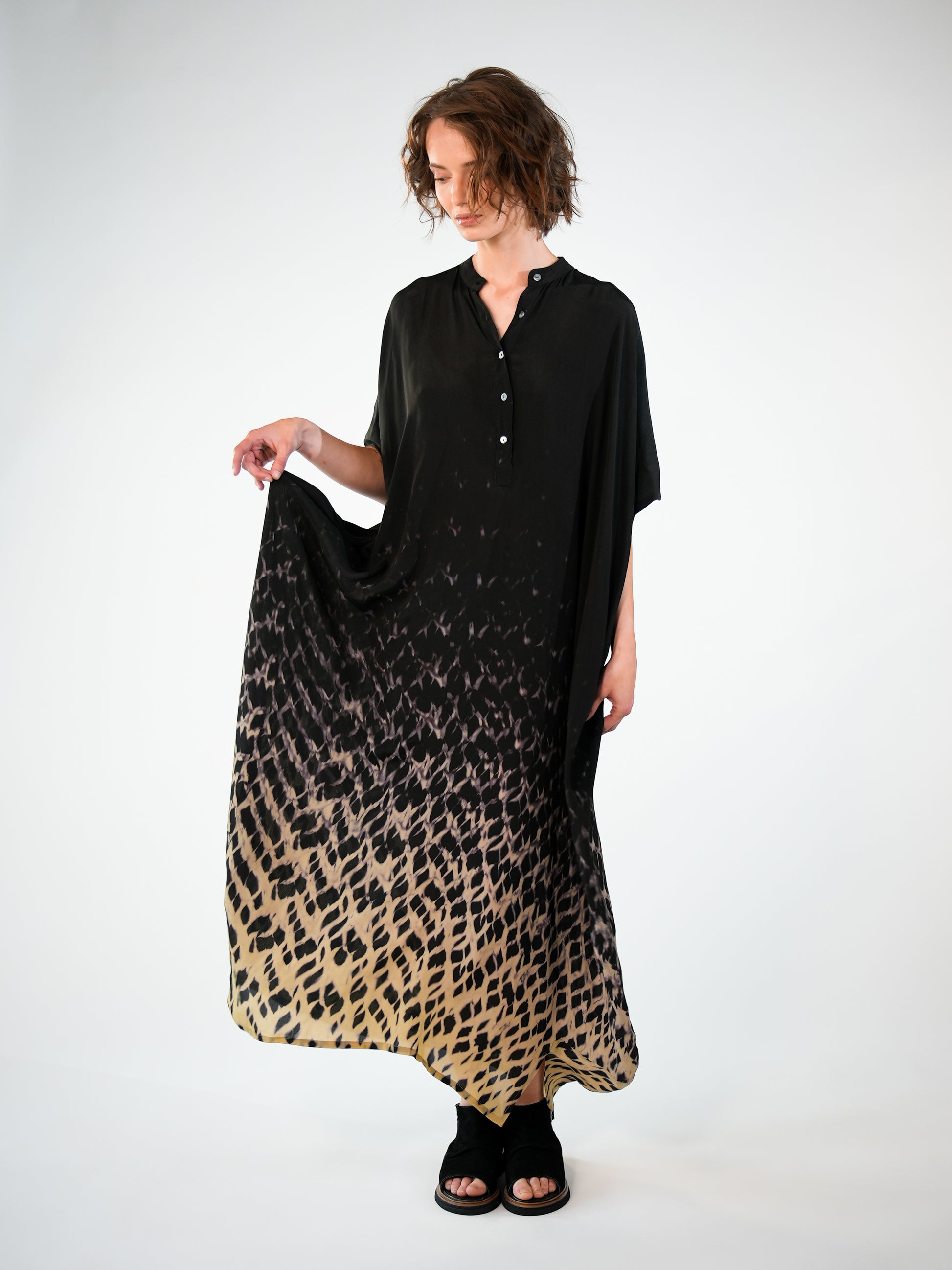 NOUS antwerp LORE KAFTAN spots blackish