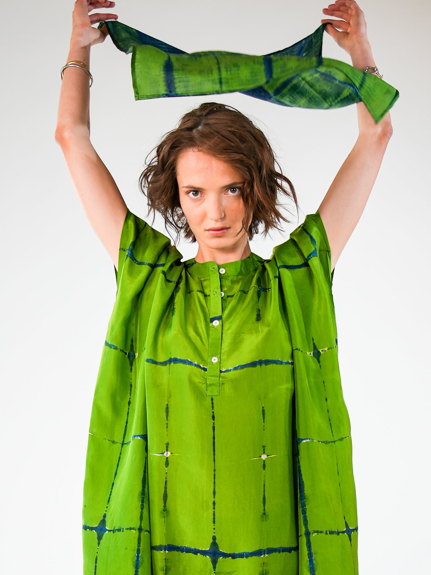 NOUS antwerp LORE silk KAFTAN ladder apple