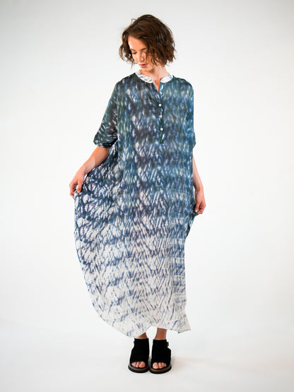 NOUS antwerp LORE silk KAFTAN waves slate