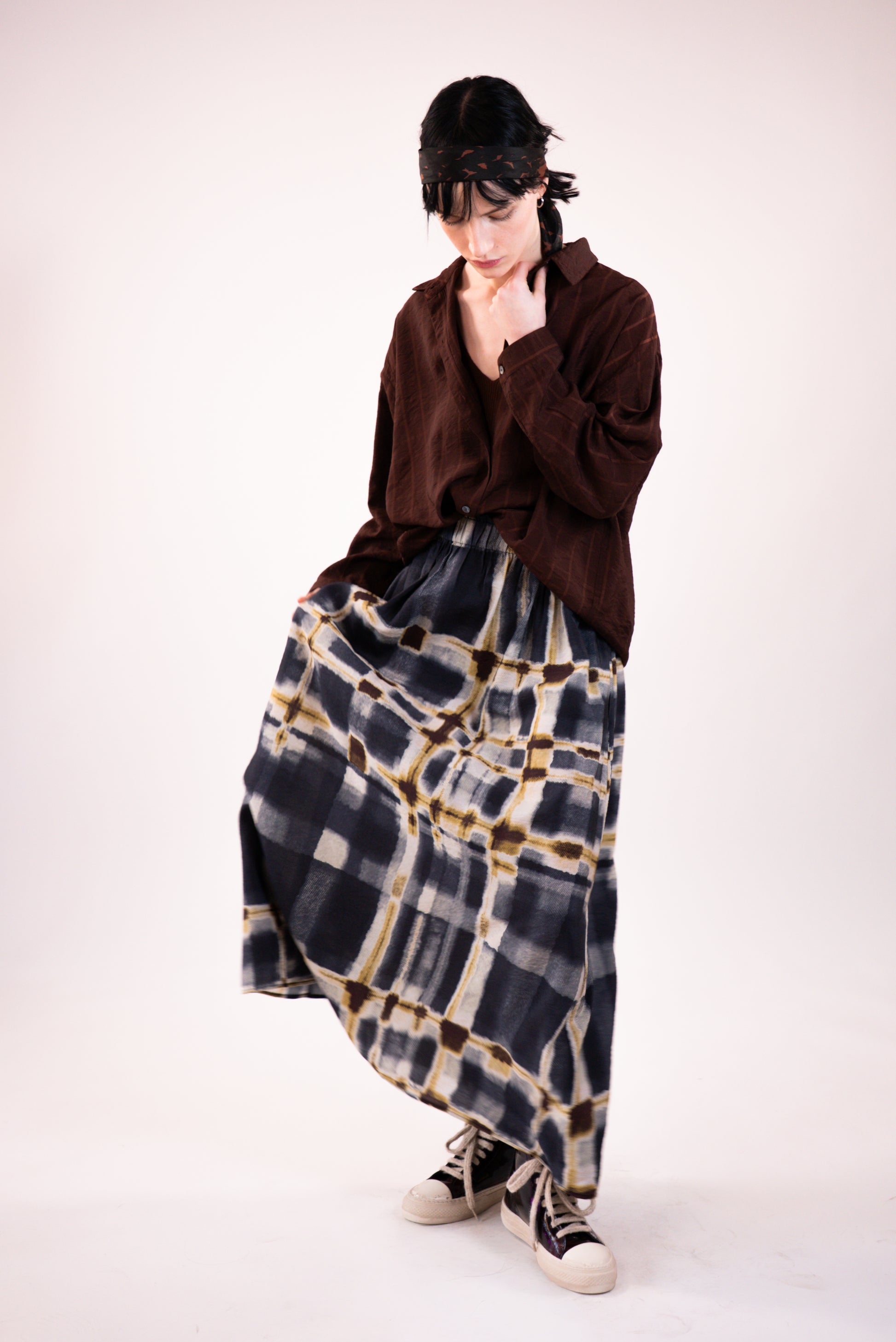 NOUS antwerp MEGHAN BLOUSE plain dye chocolate