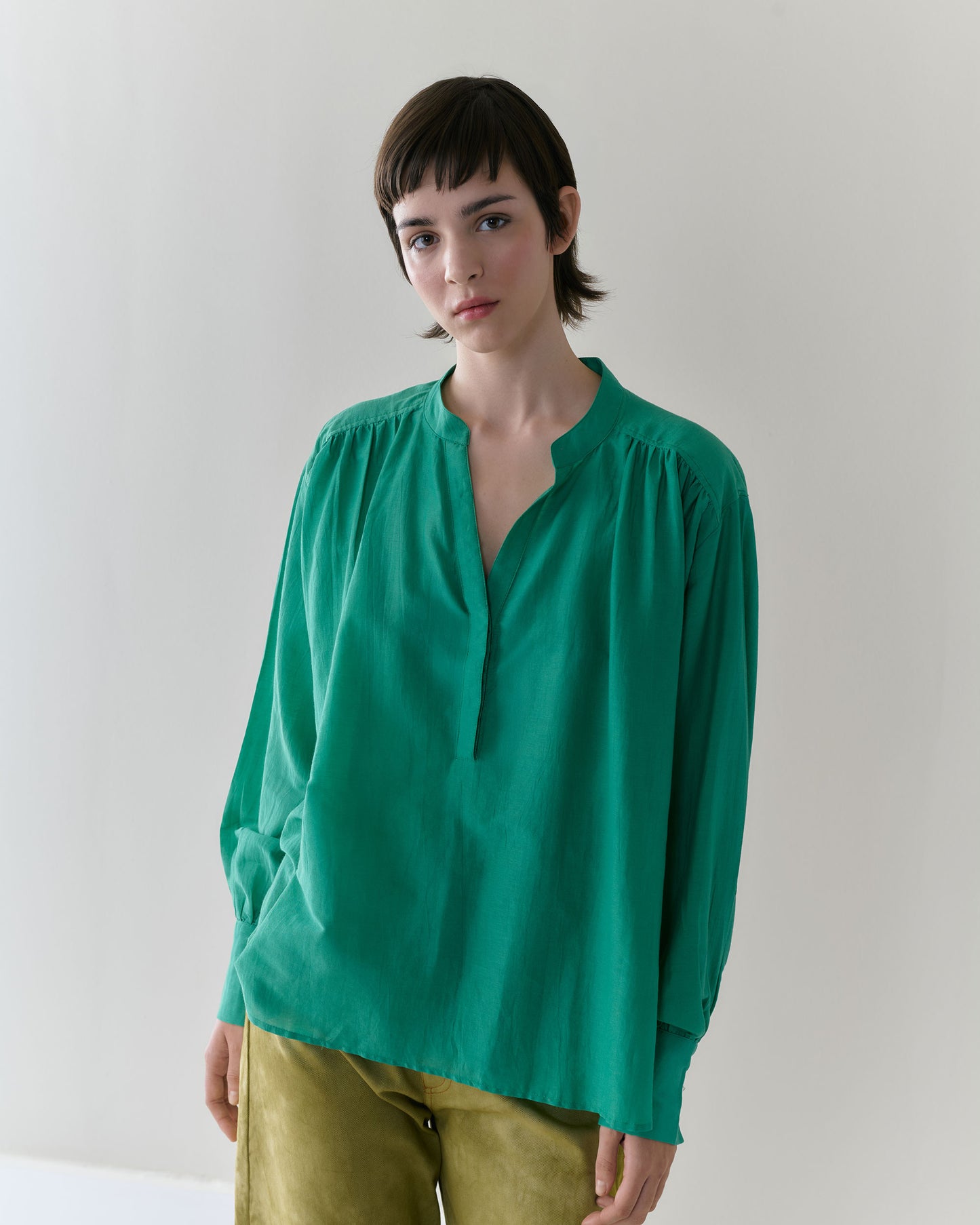 NOUS antwerp NEEMA BLOUSE overdye parakeet